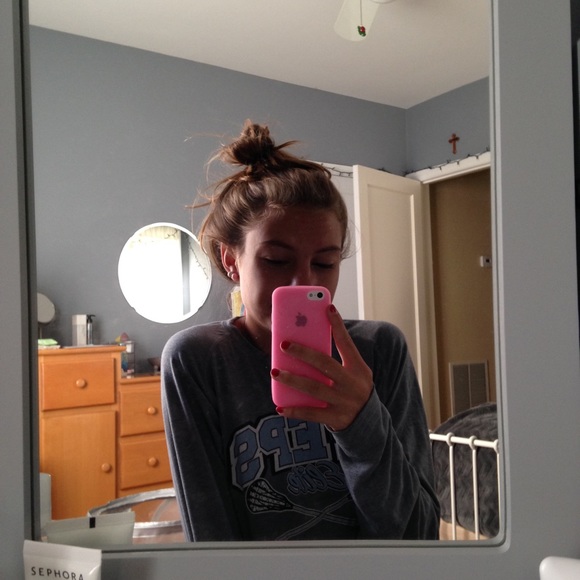 Meet your Posher, Jillian - Picture 1 of 1