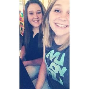 Meet your Posher, Holly