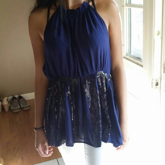 Blue and Black sequence top - Picture 1 of 4