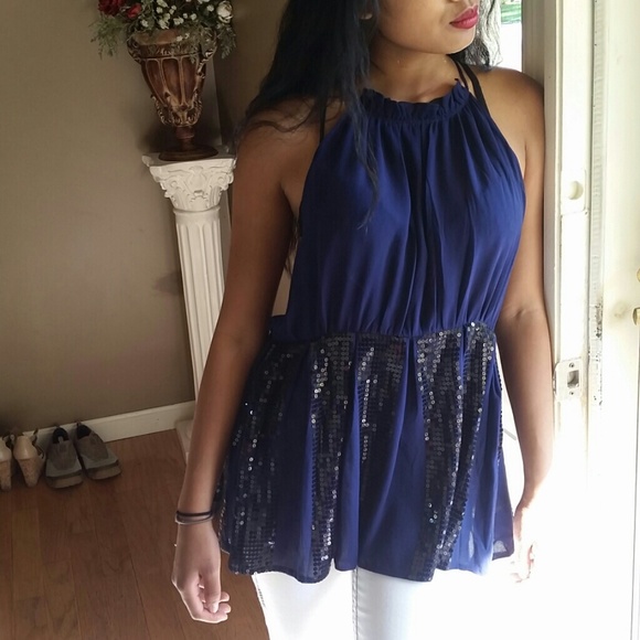Blue and Black sequence top - Picture 3 of 4
