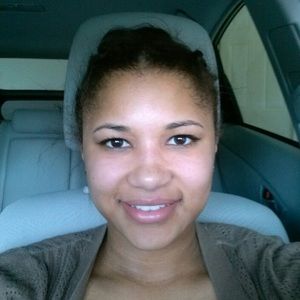 Meet your Posher, Rebekah