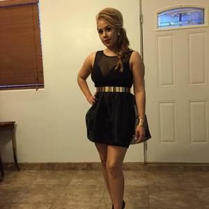 Meet your Posher, Perla