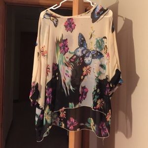 Sheer high-lo flowery top