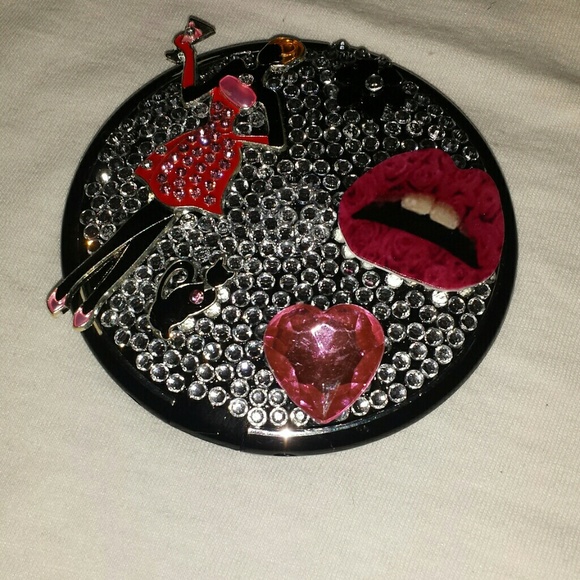 Large Compact Mirror