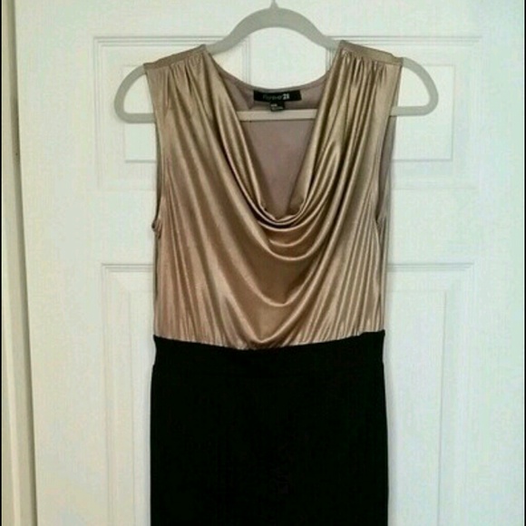 Gold and black dress - Picture 1 of 4