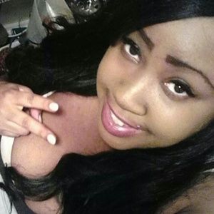 Meet your Posher, Ebony