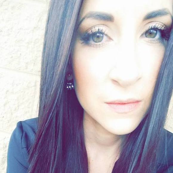 Meet your Posher, Michelle - Picture 1 of 1