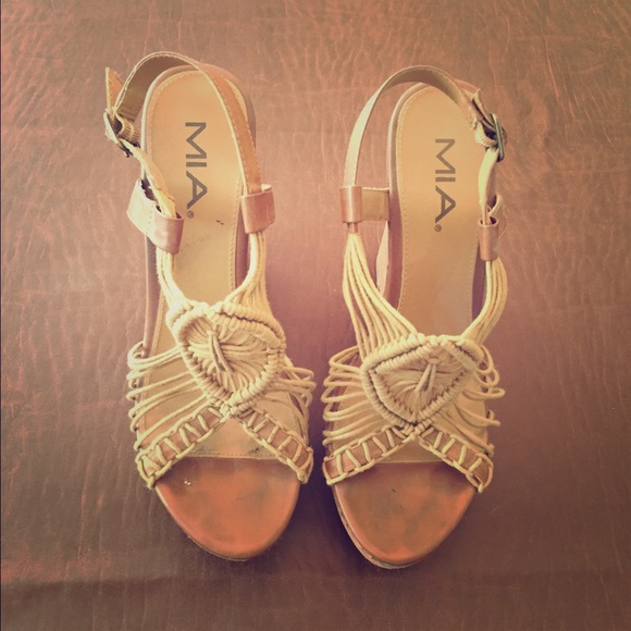 Mia wedge shoes