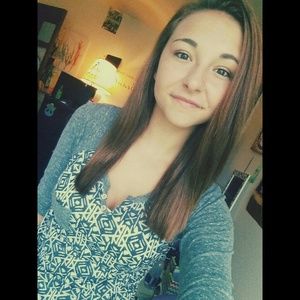 Meet your Posher, Mikayla