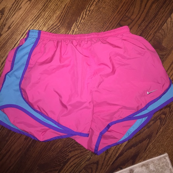 women's pink nike shorts