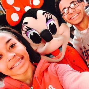 Meet your Posher, Felipe