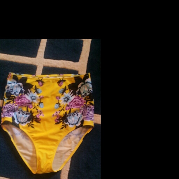 High waisted swim bottoms NWOT
