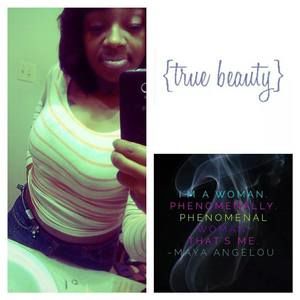 Meet your Posher, Andrea