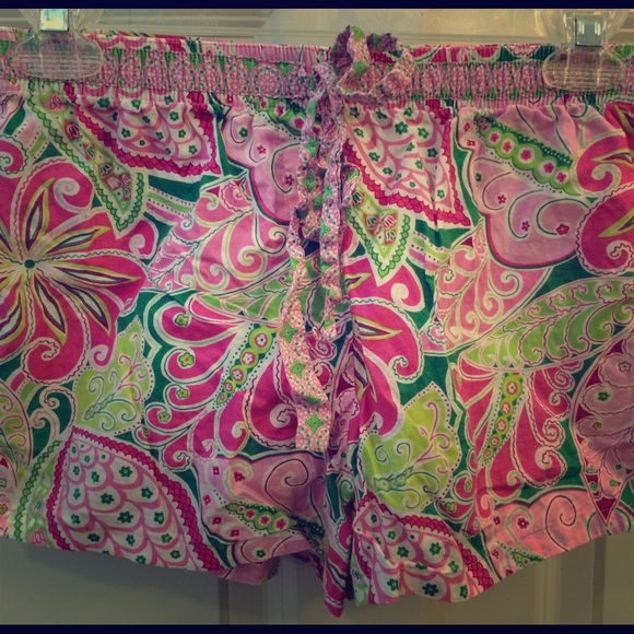 Vera Bradley Pajama Shorts in Pinwheel Pink