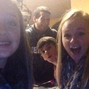 Meet your Posher, Kayley