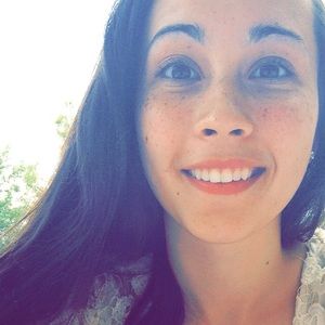 Meet your Posher, Courtney