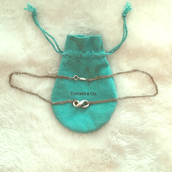 Double chain infinity necklace.