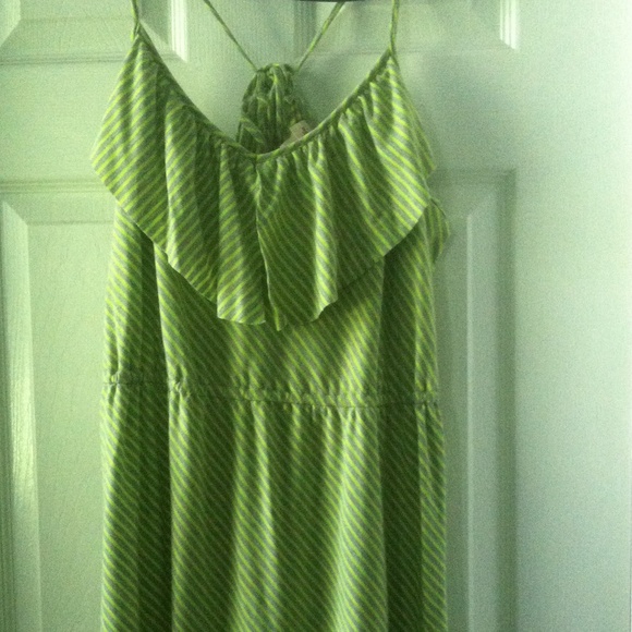 Lime and gray super cute flounce cinched dress🍉