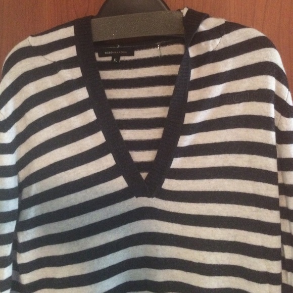 NWOT BCBG grey and cream striped tunic sweater - Picture 2 of 2