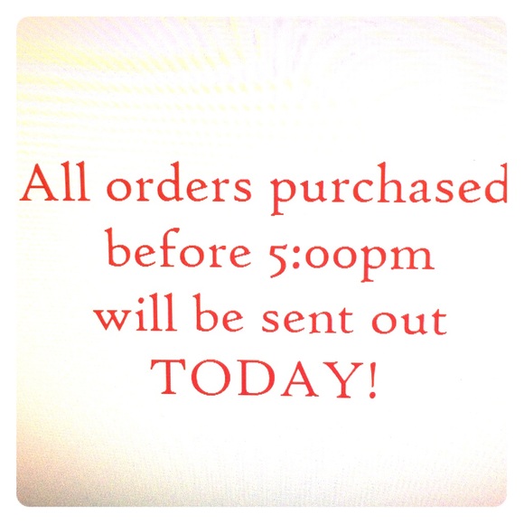 REPOSH!!! FAST SHIPPING TODAY!