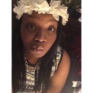 Meet your Posher, Jamela