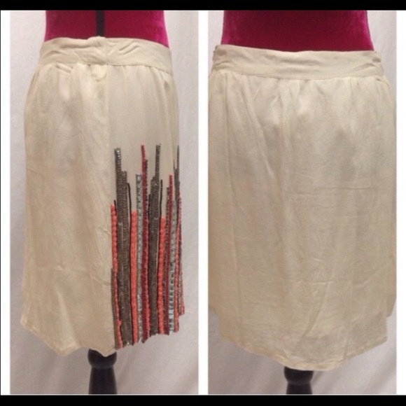 Romeo & Juliet Couture Skirt - Picture 4 of 4