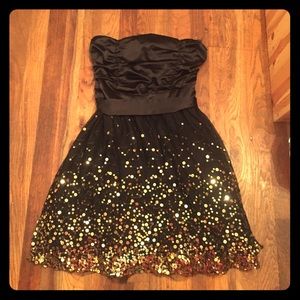 Potter's Pot Black Cocktail Dress