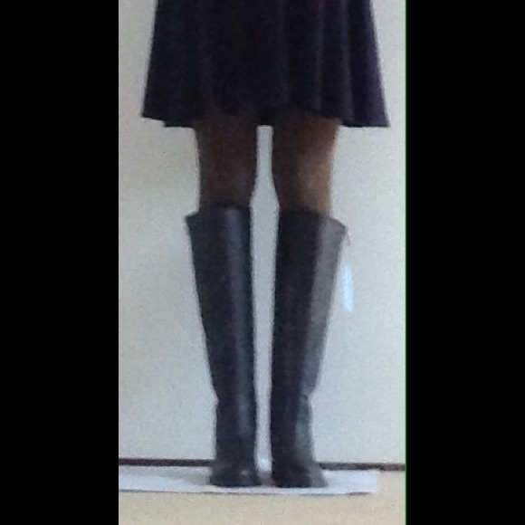 Enzo boots tried on