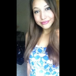 Meet your Posher, Alyssa