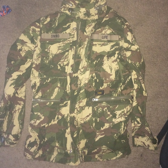 Brand new diamond supply camo jacket