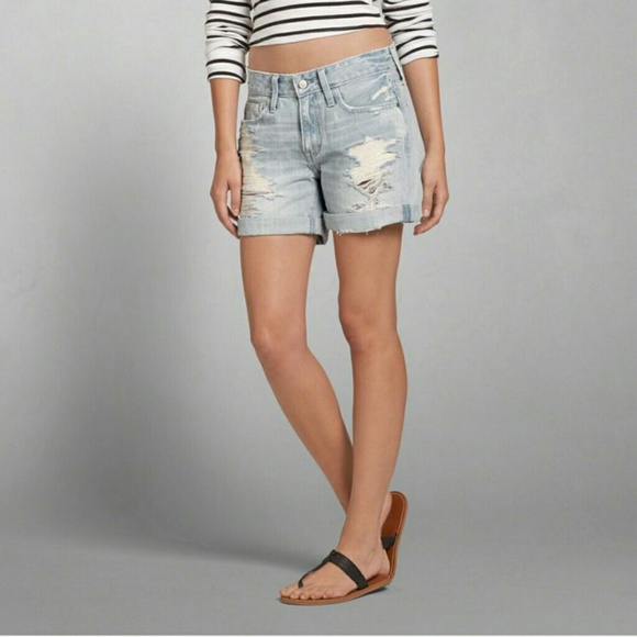 🍍 SOLD 🍍Abercrombie & Fitch boy jean short - Picture 2 of 2