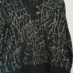 Cracked pattern hoodie
