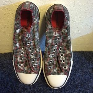 Black red and white converse