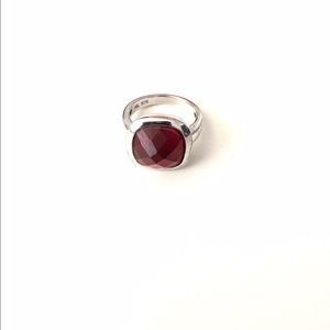 Sterling Silver Ring w/ garnet