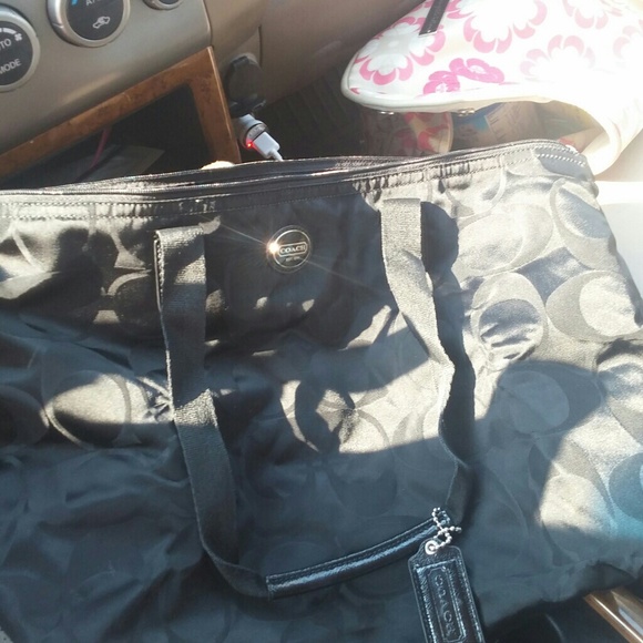 Coach Tote - Picture 2 of 4