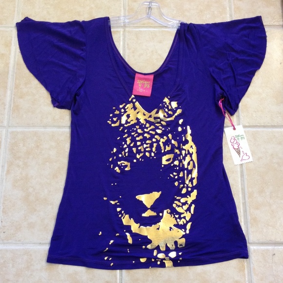 32 Flavors By... YFB - "V" Neck Flow Top