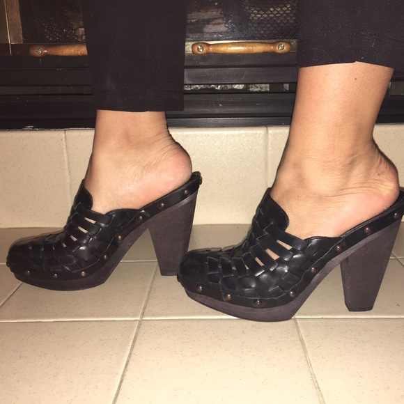 Black Clogs