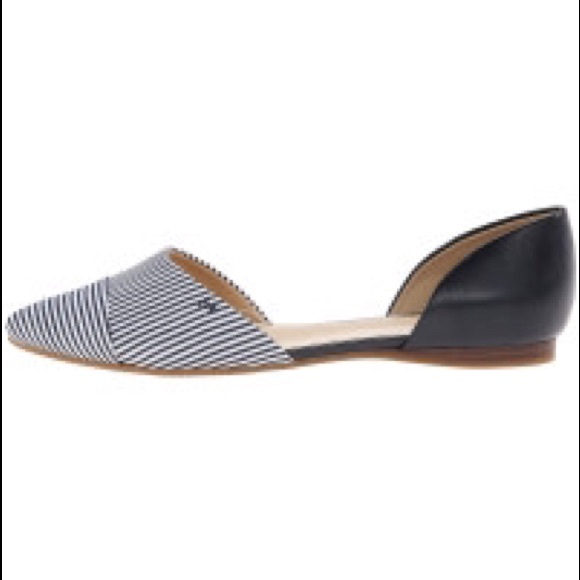 Tommy Hilfiger navy stripped flats. - Picture 4 of 4