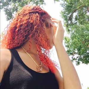 Meet your Posher, Tia