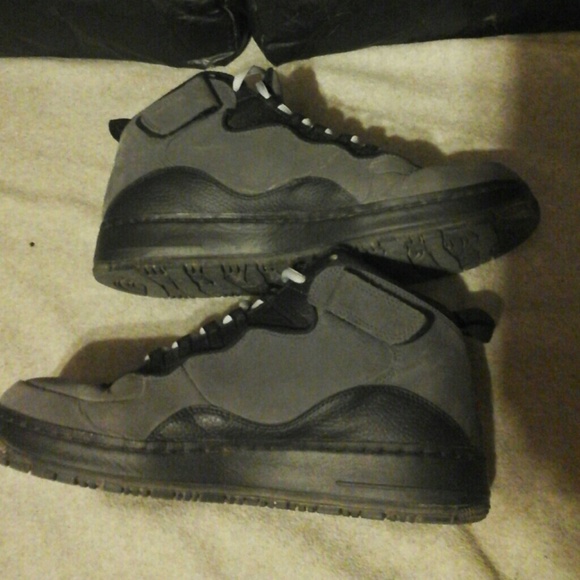 AFJ 10 - Picture 2 of 4