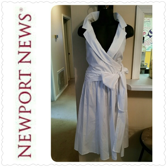 Newport News Dresses & Skirts - White wrap
