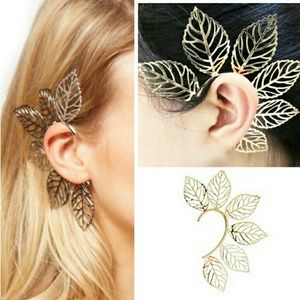 3/20 Silver Leaf Ear Cuff