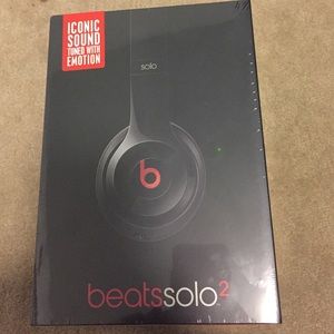 Brand new beats solo2