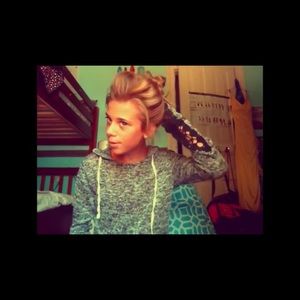 Meet your Posher, Hannah