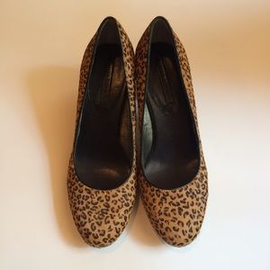 ✨✨ Banana Republic Pony Hair Heels ✨✨