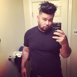 Meet your Posher, Eric