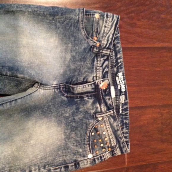 Jeans - Picture 2 of 3