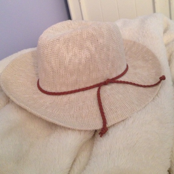 Summery beach hat