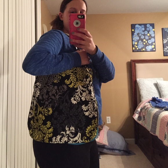 Vera Bradley tote in Baroque - Mint Condition - Picture 2 of 2