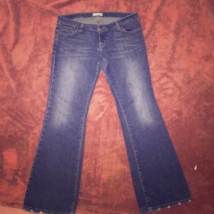 American Eagle dark wash denim